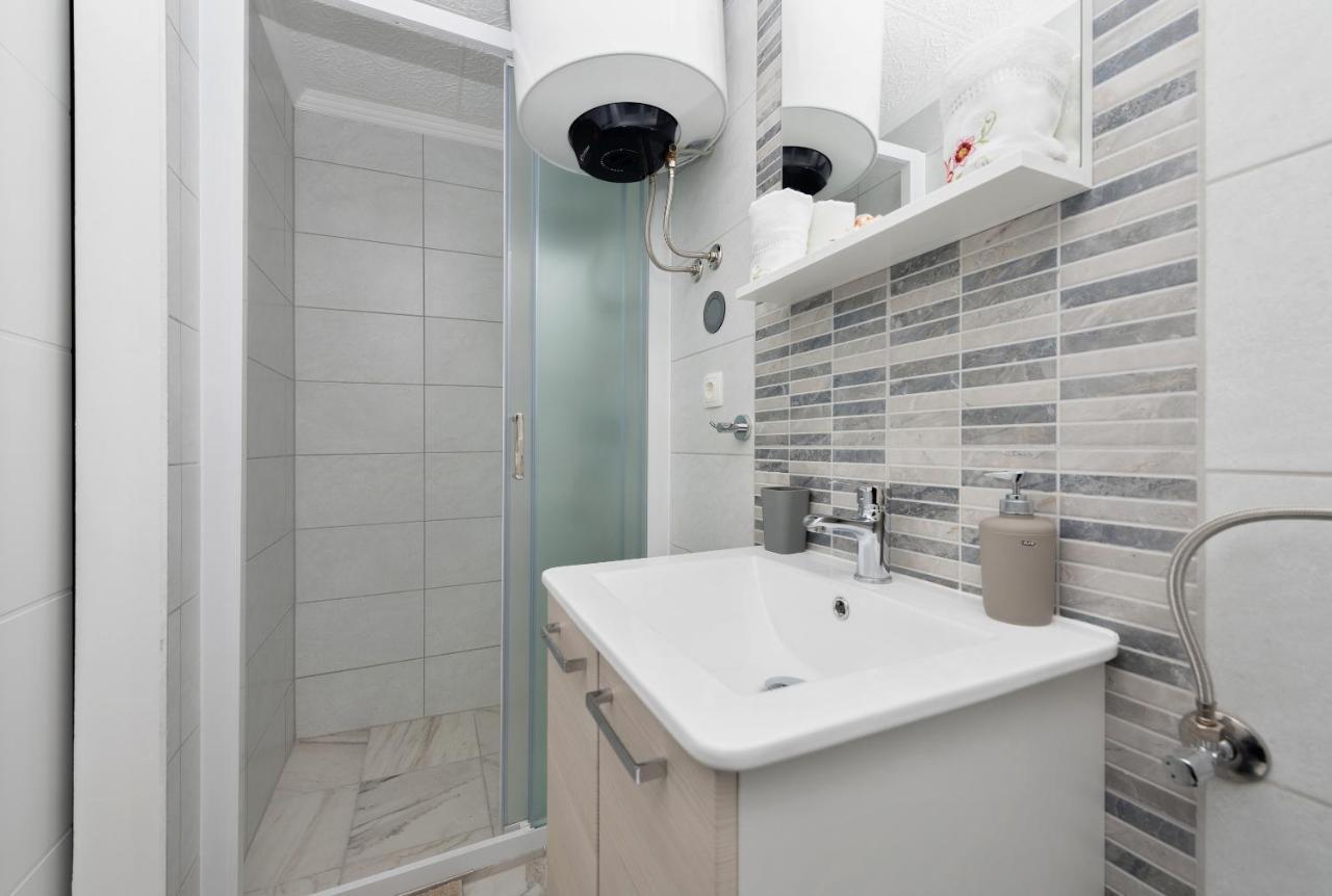 Apartments Calla Makarska Bagian luar foto